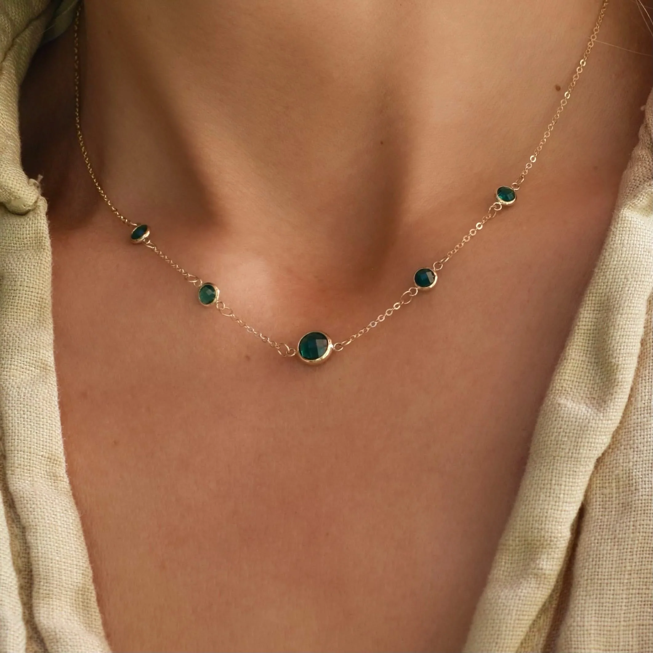 1 Grand & 4 Petite Emerald Necklace in 14k Gold (May) - Image 3