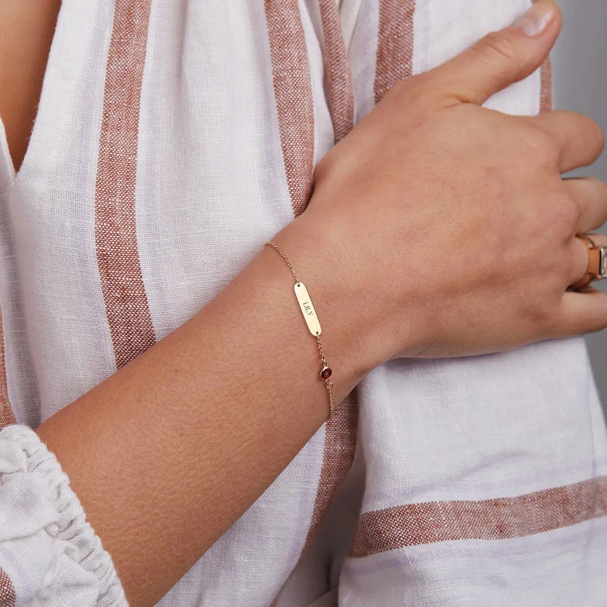 1 Nameplate & 1 Petite Garnet Bracelet in 14k Gold (January) - Image 3