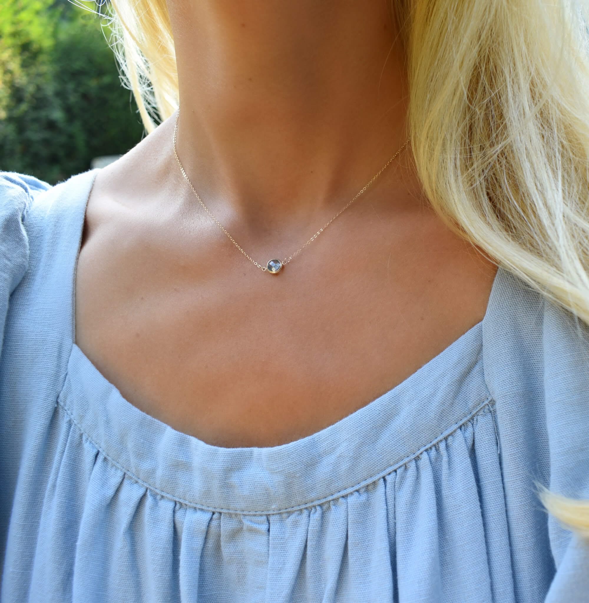 Grand 1 Aquamarine Necklace and Earrings Set in 14k Gold (March) - Image 10