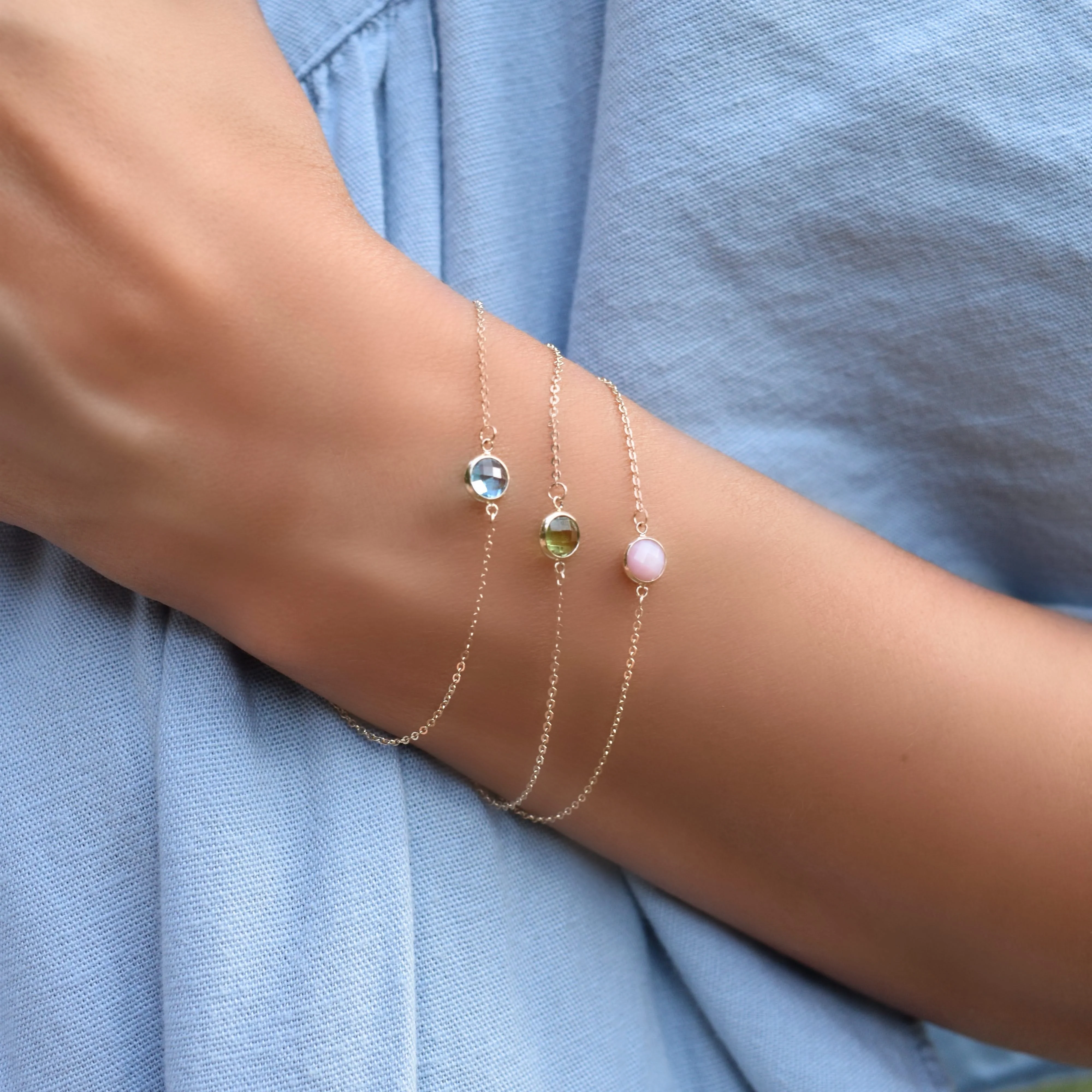 Grand 1 Birthstone Bracelet in 14k Gold - Image 11