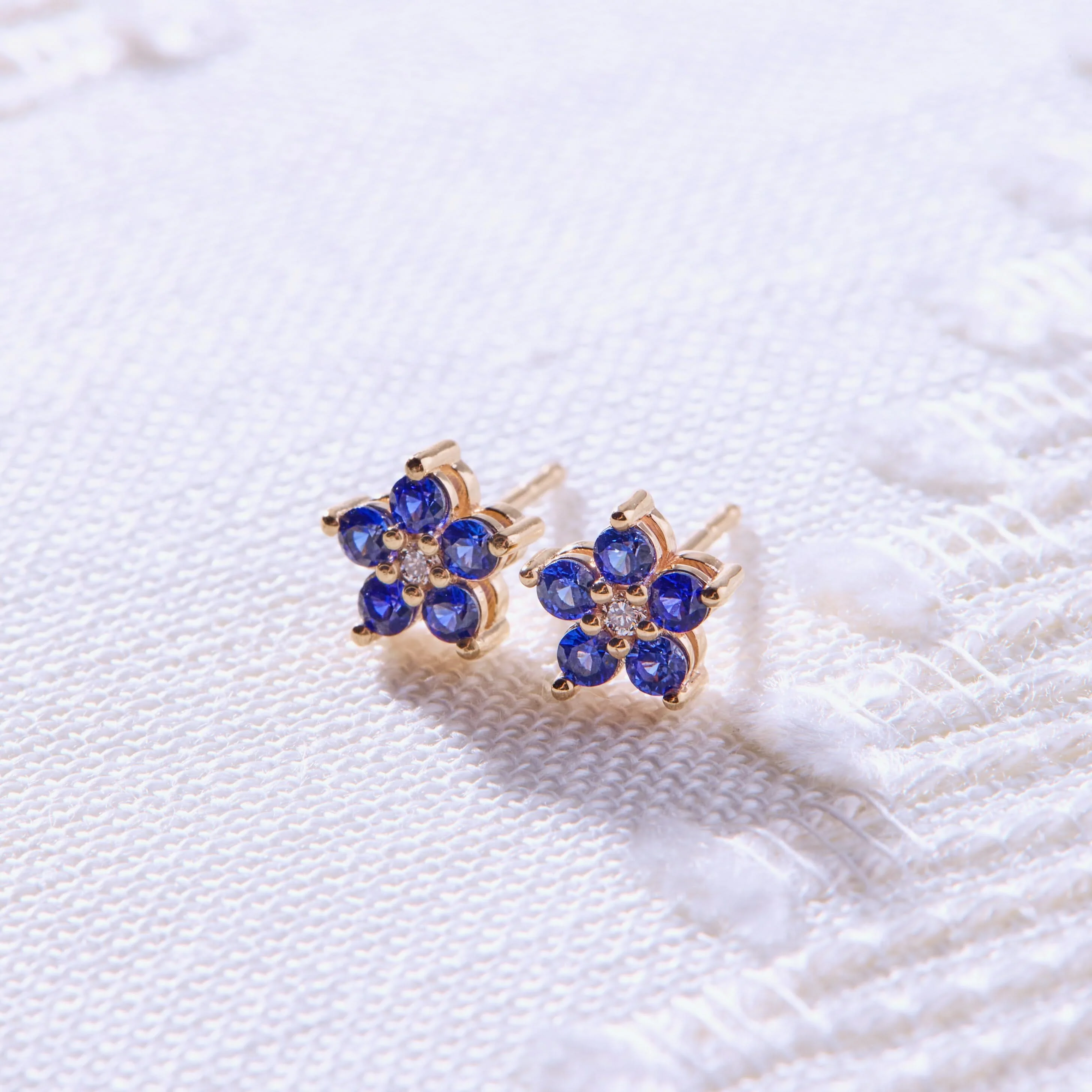 Greenwich Mini Flower Sapphire & Diamond Earrings in 14k Gold (September) - Image 7