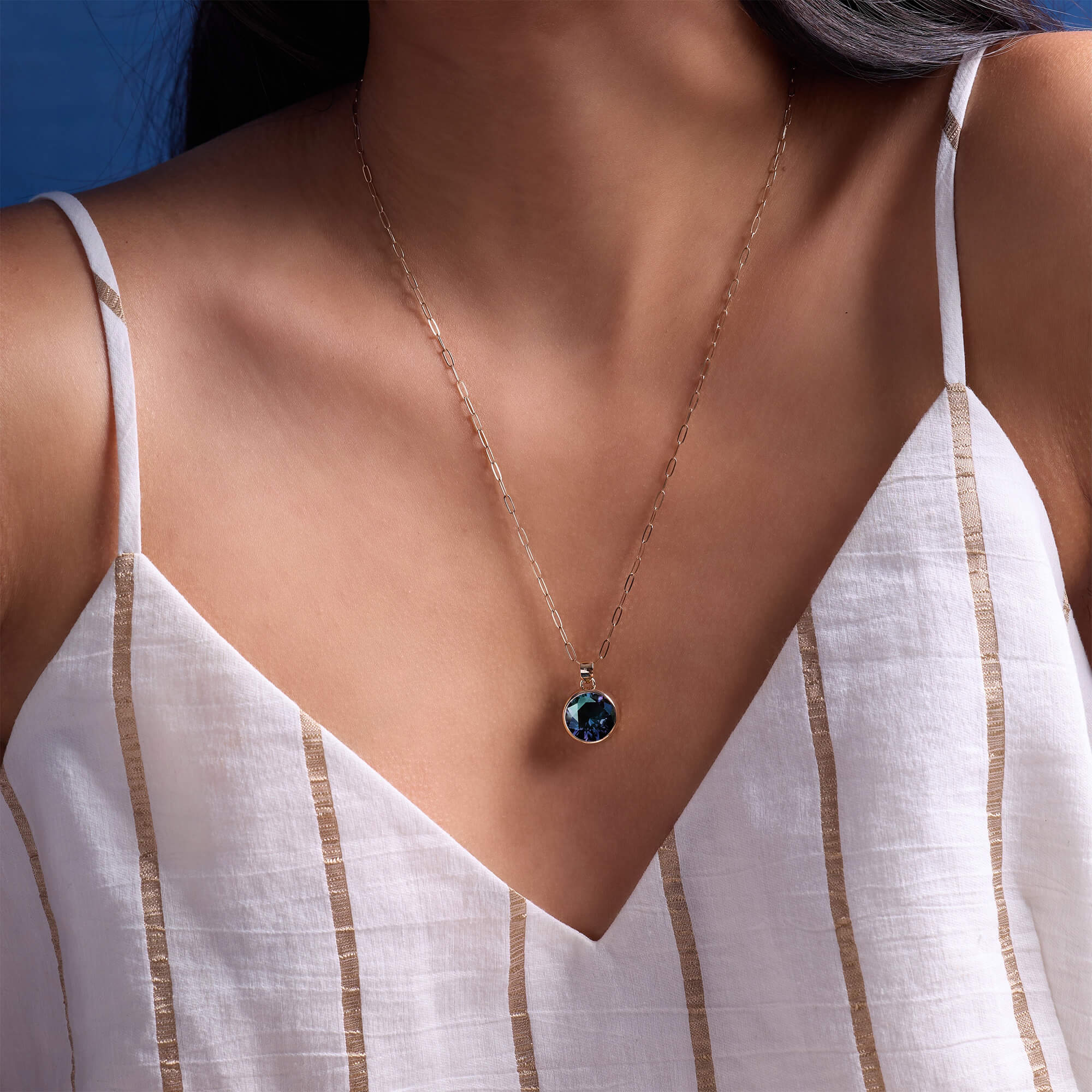Jamestown Alexandrite Pendant in 14k Gold (June) - Image 2