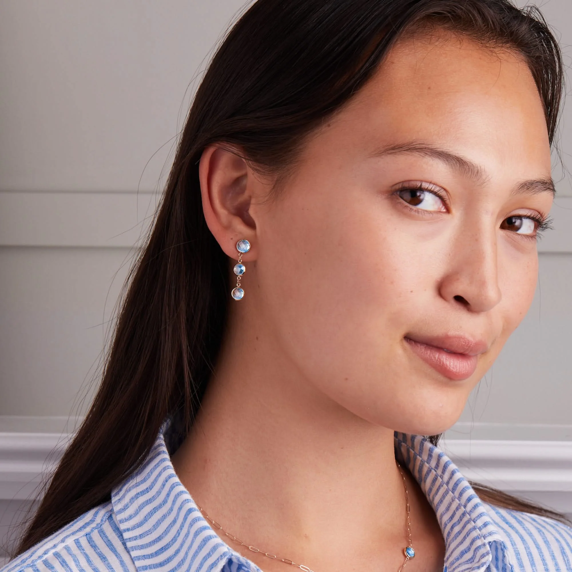 Newport Grand 3 Nantucket Blue Topaz Earrings in 14k Gold (December) - Image 3