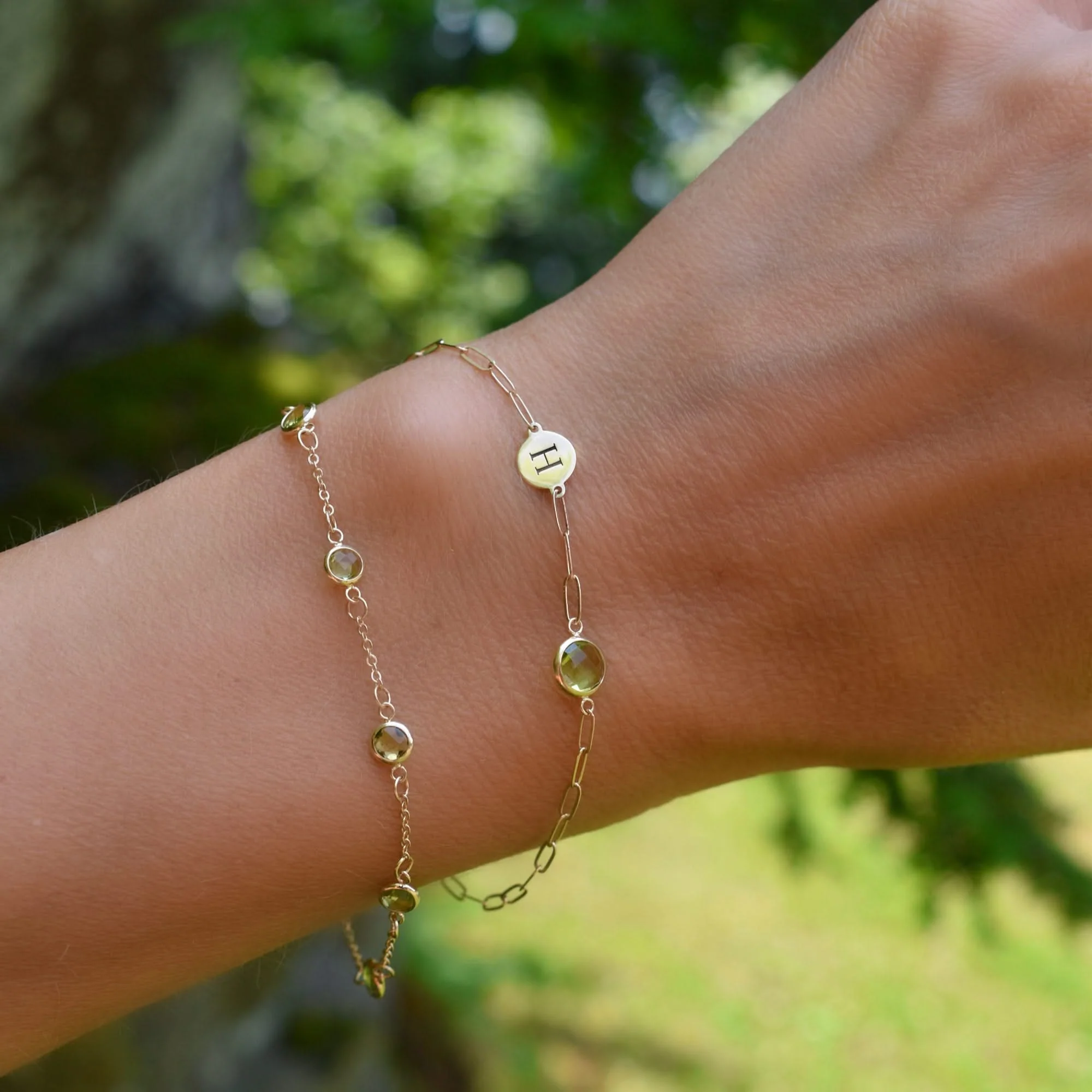 1 Letter & 1 Grand Peridot Adelaide Mini Bracelet in 14k Gold (August) - Image 7
