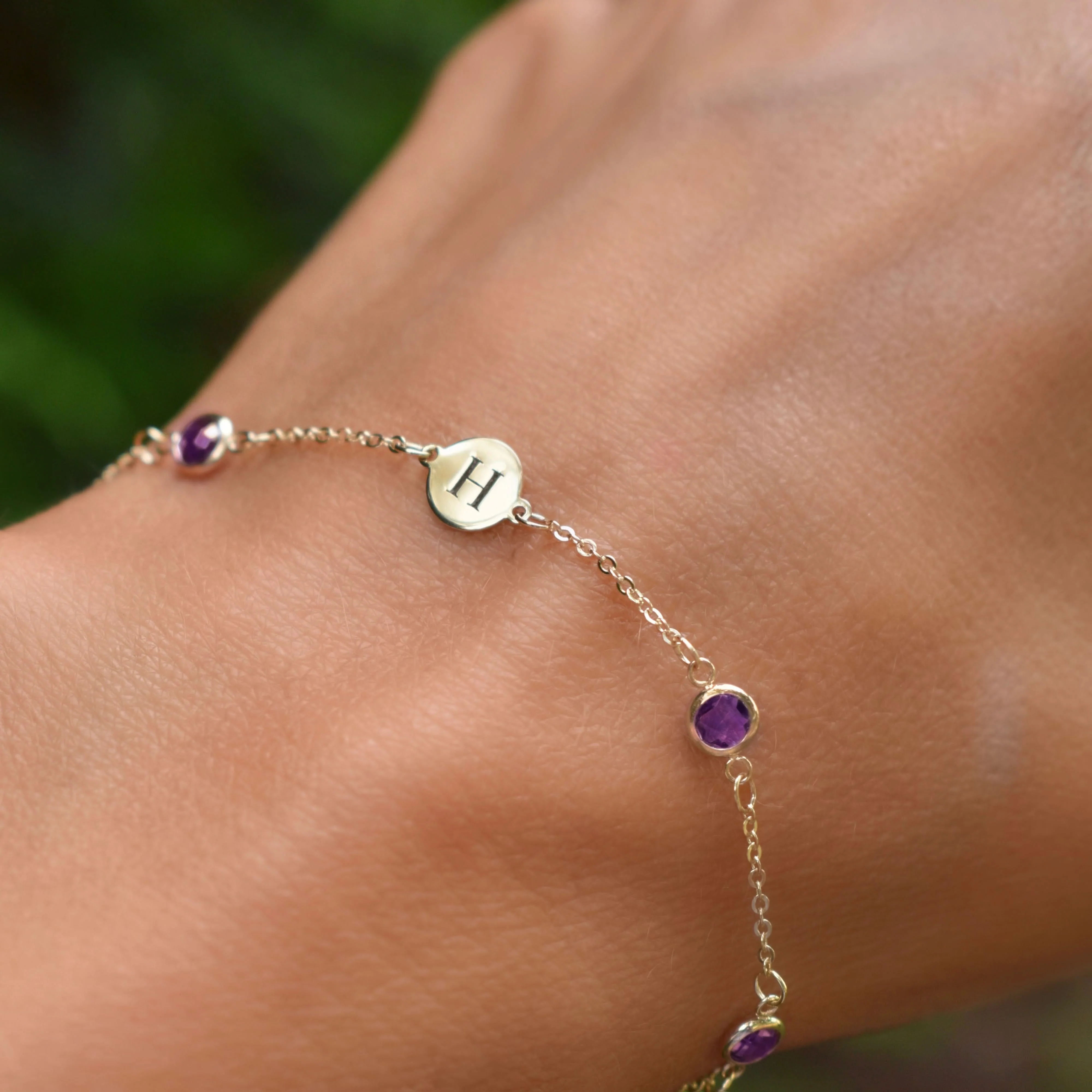 1 Letter & 4 Petite Amethyst Bracelet in 14k Gold (February) - Image 6