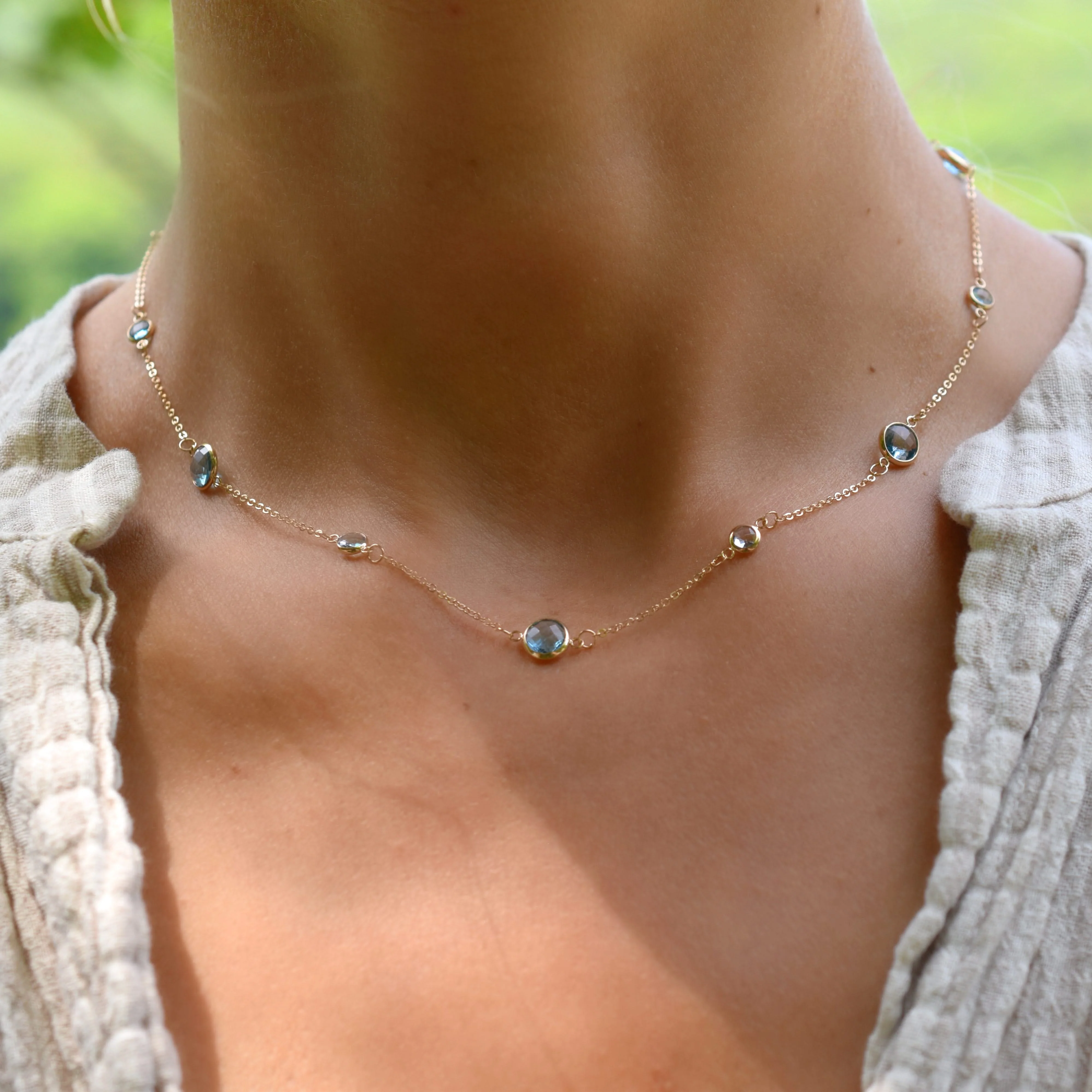 Bayberry Grand & Petite 11 Stone Necklace in 14k Gold - Image 3