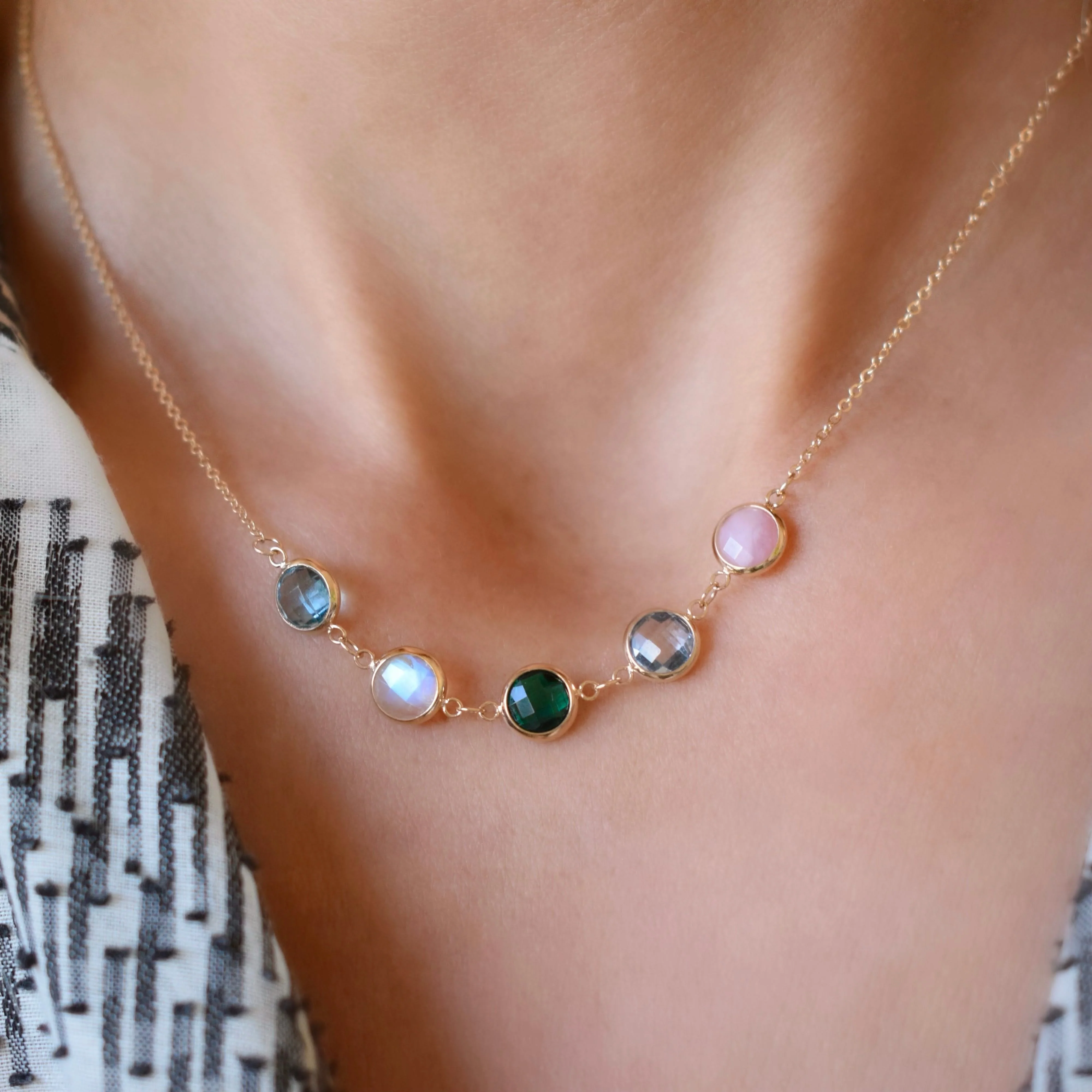 Grand 5 Connected Birthstone Necklace in 14k Gold - Image 3