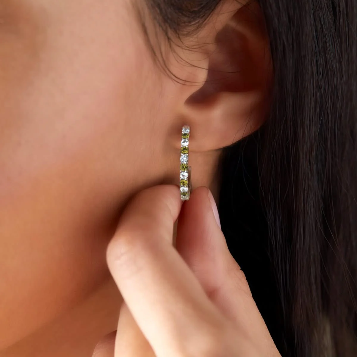 Rosecliff Diamond & Peridot Hoop Earrings in 14k Gold (August) - Image 3