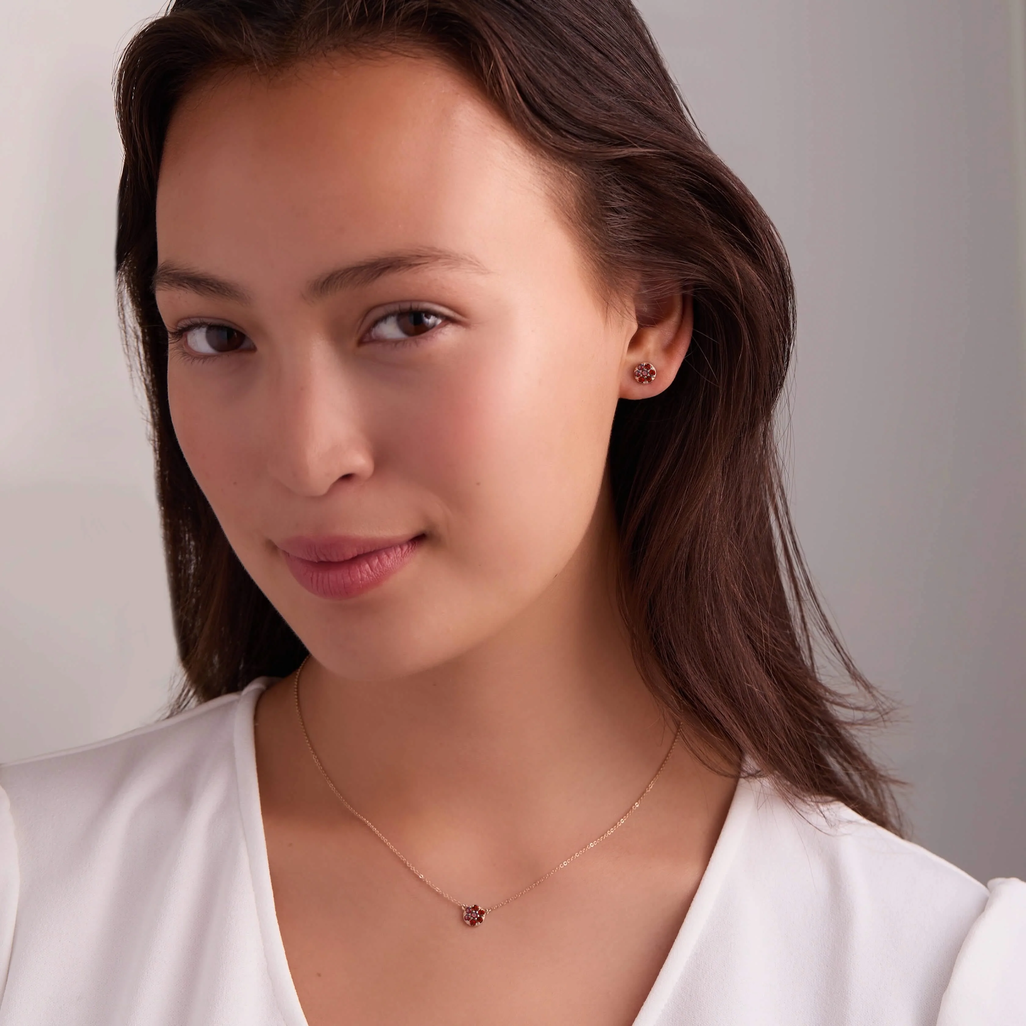 Rosecliff Garnet Mini Necklace in Solid 14k Gold (January) - Image 2