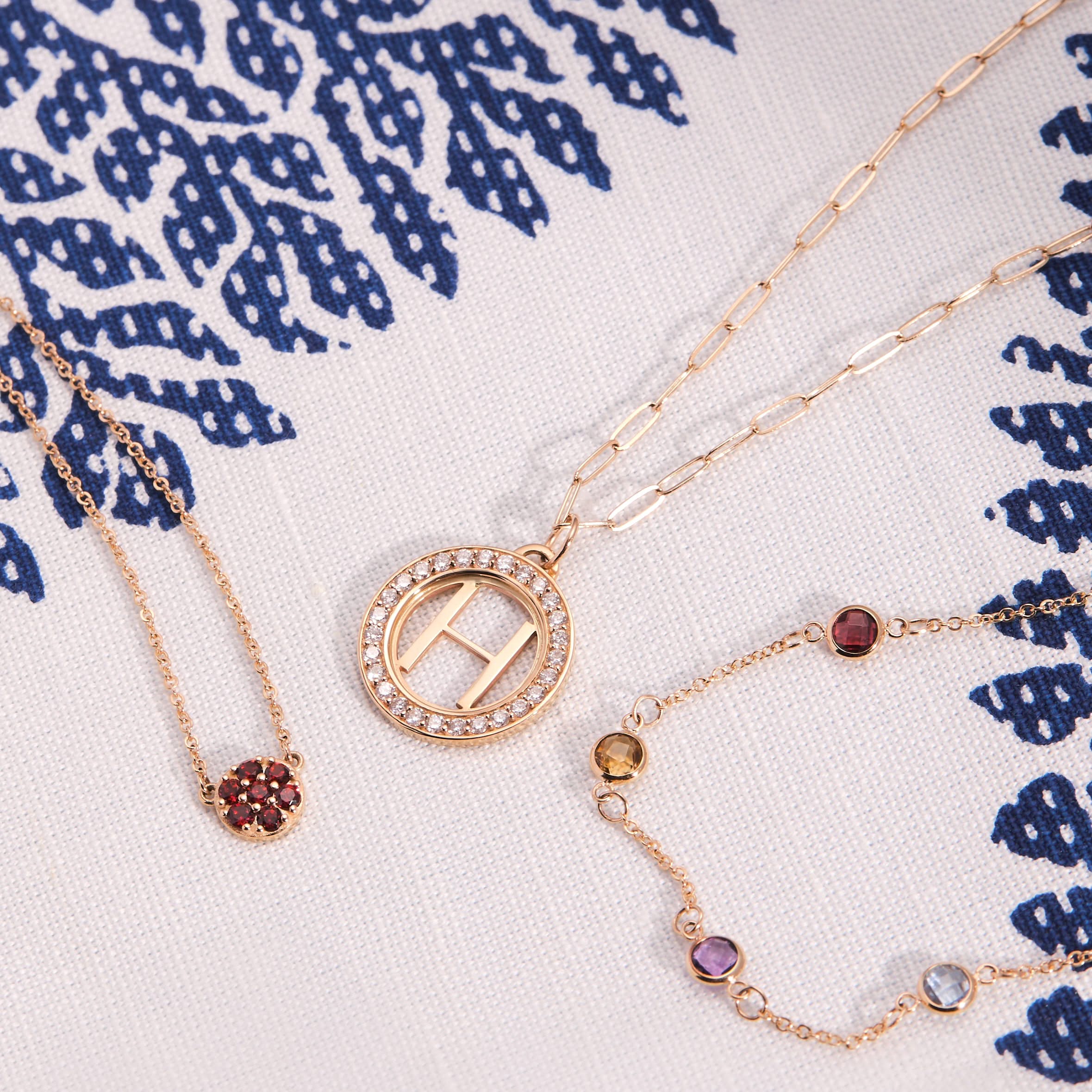Rosecliff Garnet Mini Necklace in Solid 14k Gold (January) - Image 7