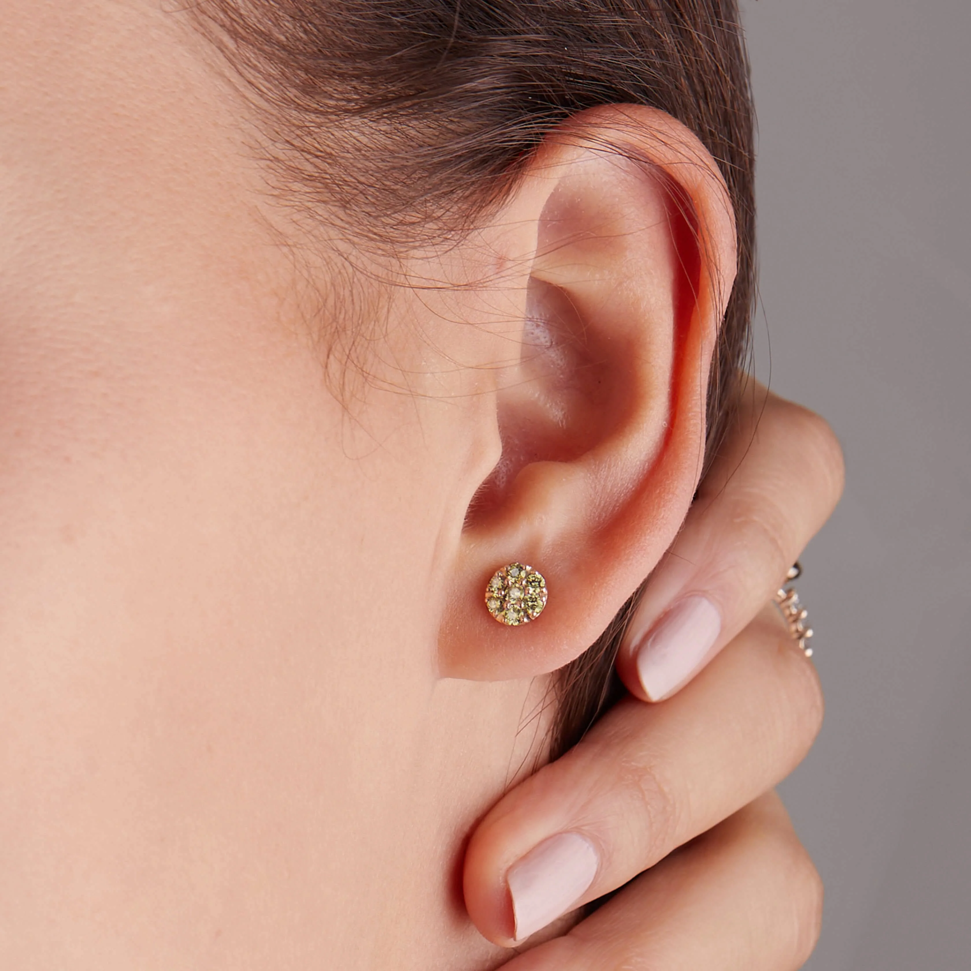 Rosecliff Peridot Mini Stud Earrings in Solid 14k Gold (August) - Image 3
