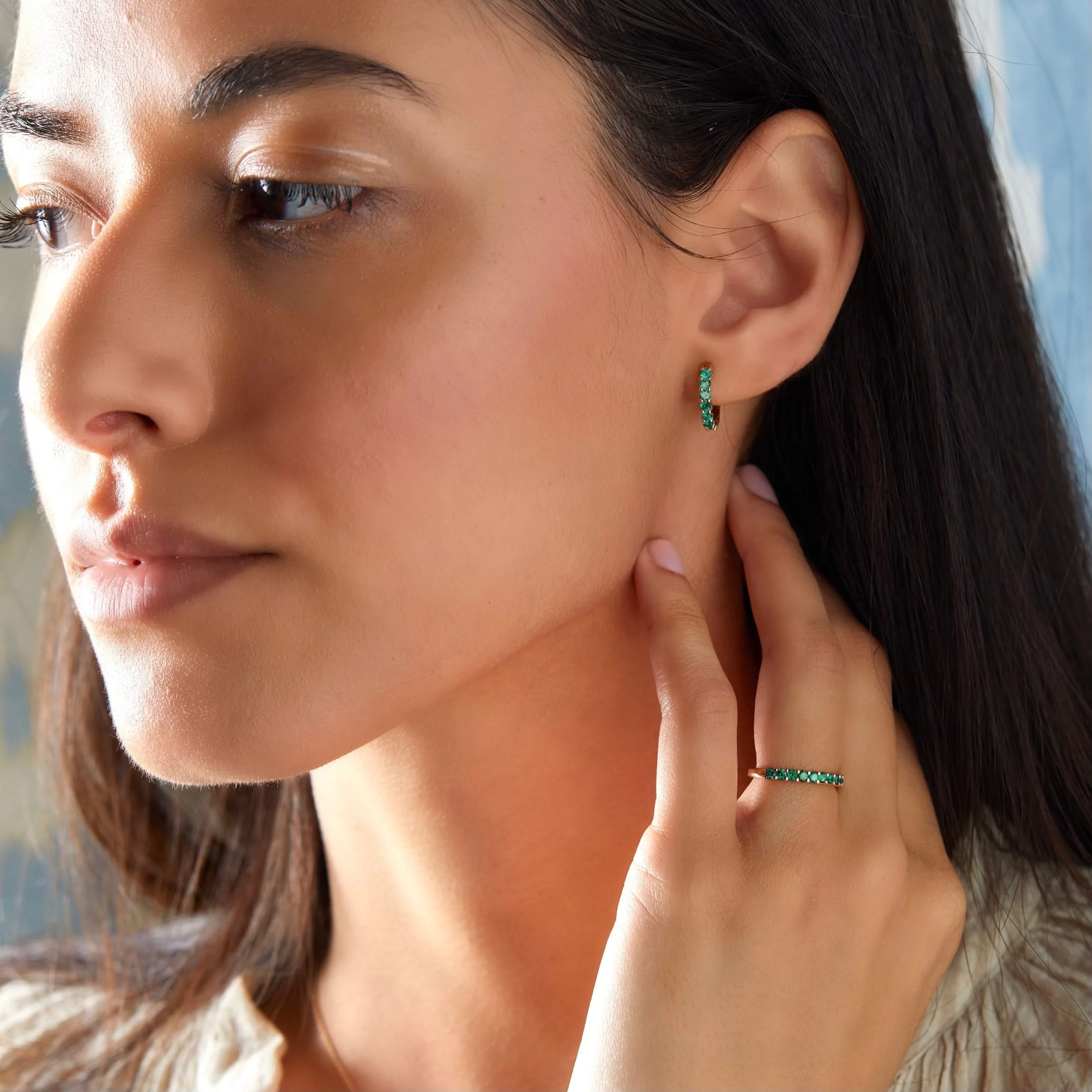 Rosecliff Small Circle Emerald Necklace and Huggie Hoop Earrings Set in 14k Gold (May) - Image 3
