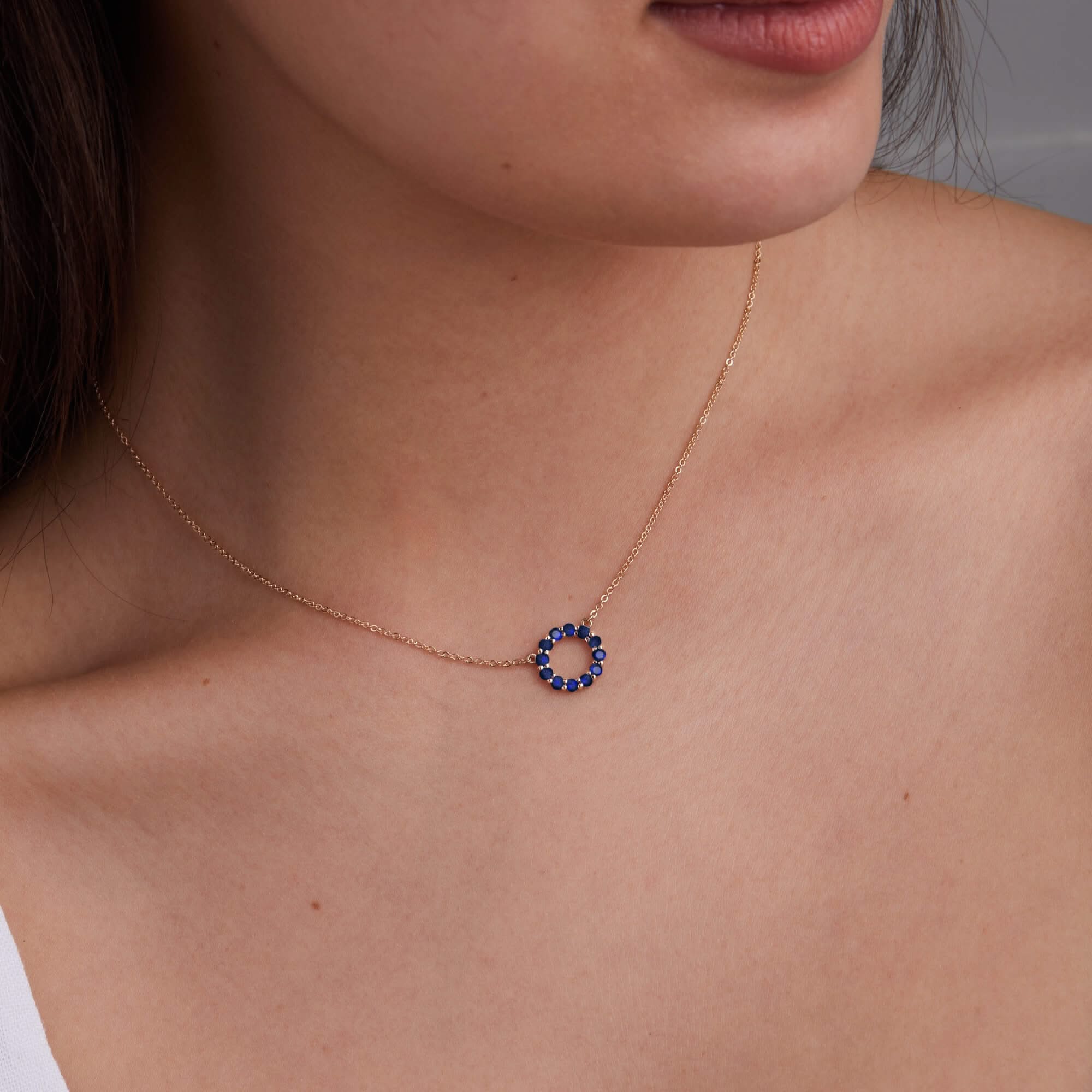 Rosecliff Small Circle Sapphire Necklace in 14k Gold (September) - Image 3