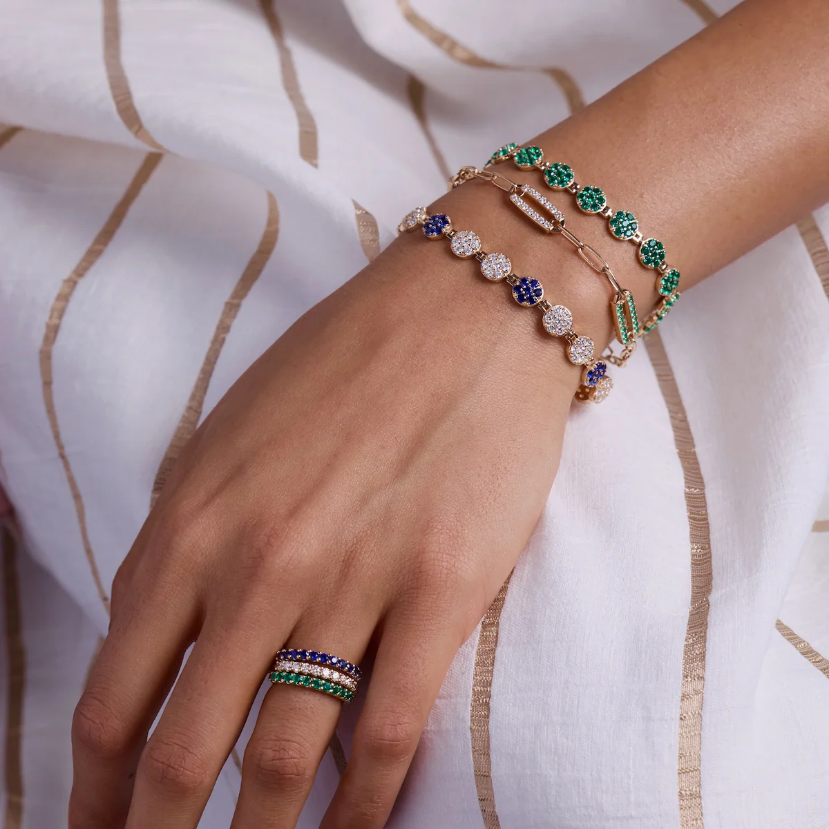 Rosecliff Emerald Stackable Ring in 14k Gold (May) - Image 10