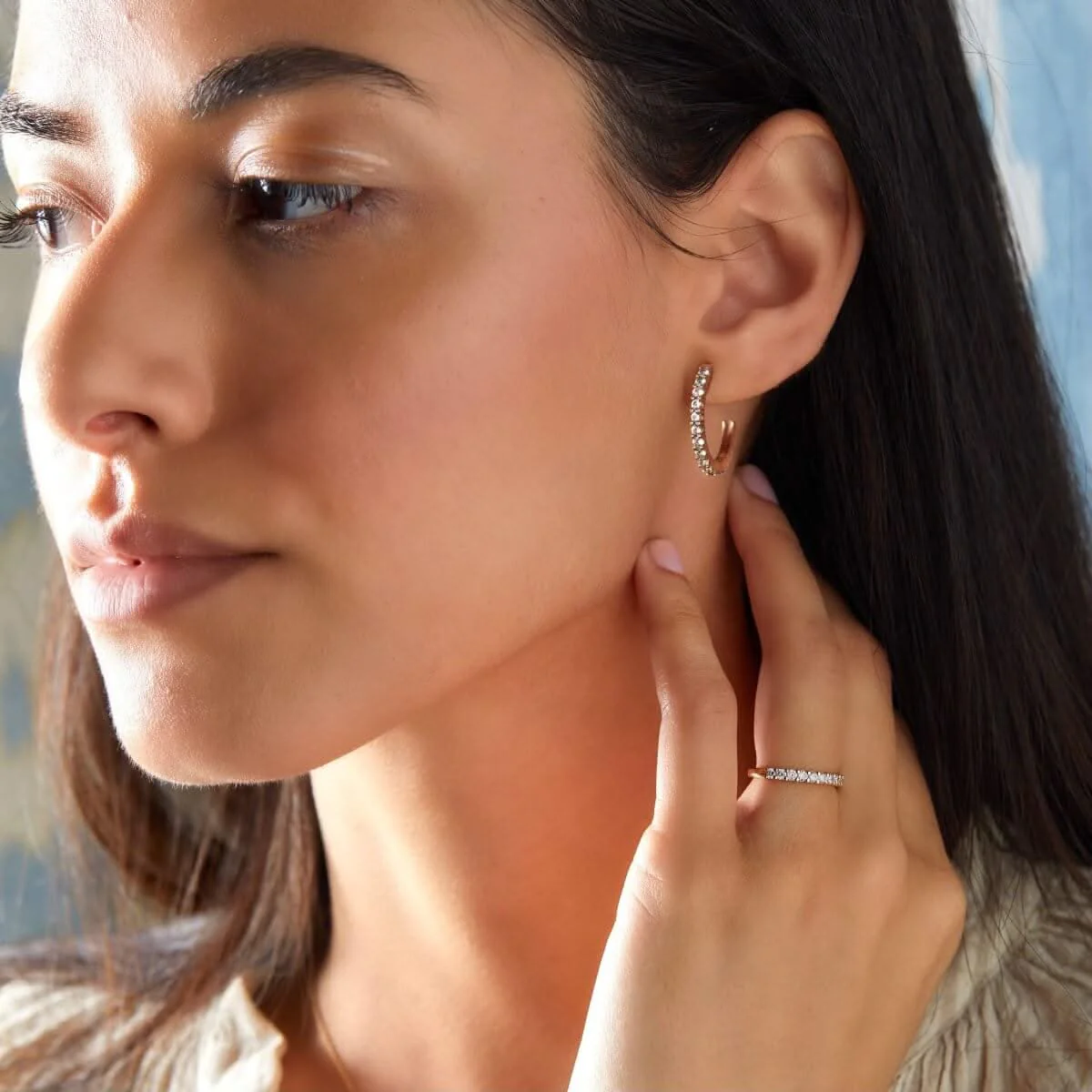 Rosecliff White Topaz Hoop Earrings in 14k Gold (April) - Image 2