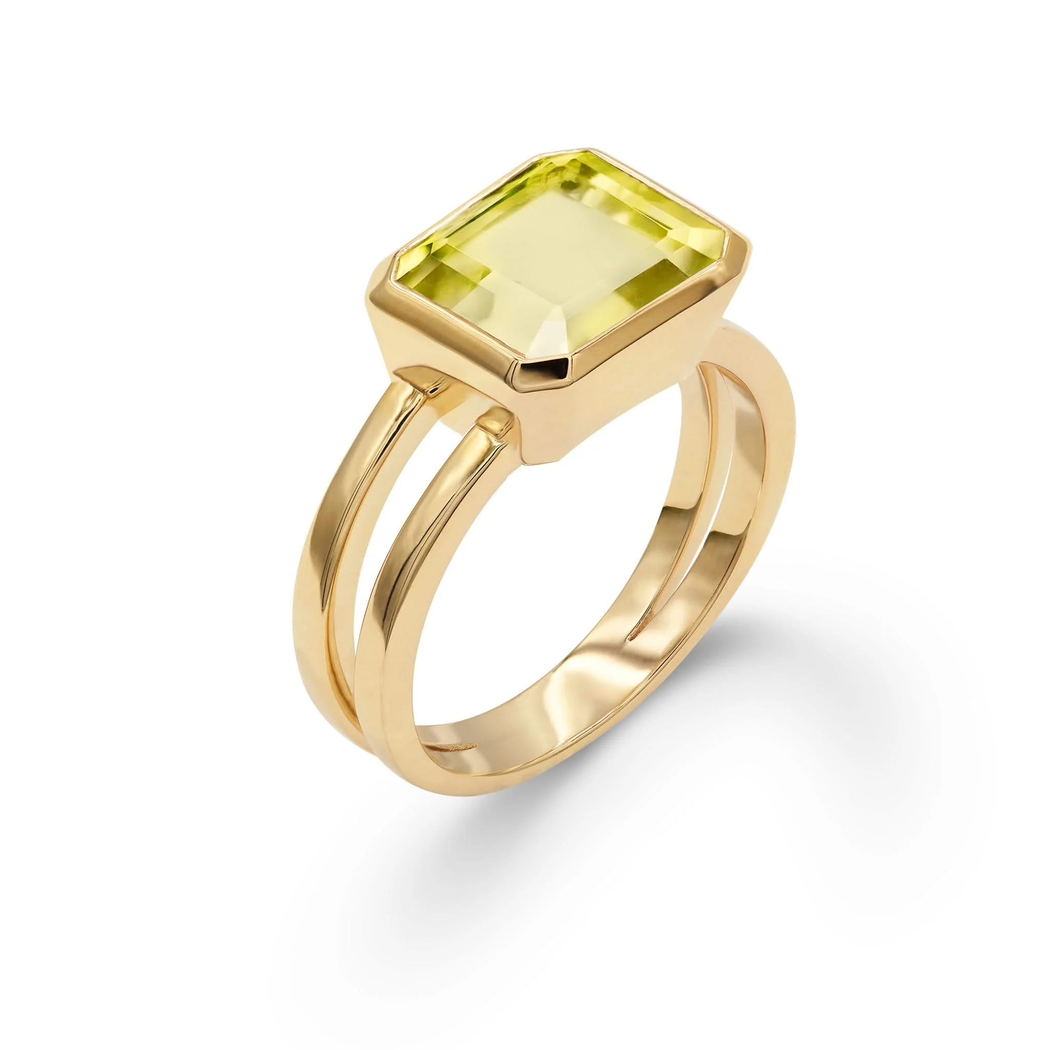 Warren Horizontal Lemon Verbena Quartz Ring in 14k Gold (August) - Image 4
