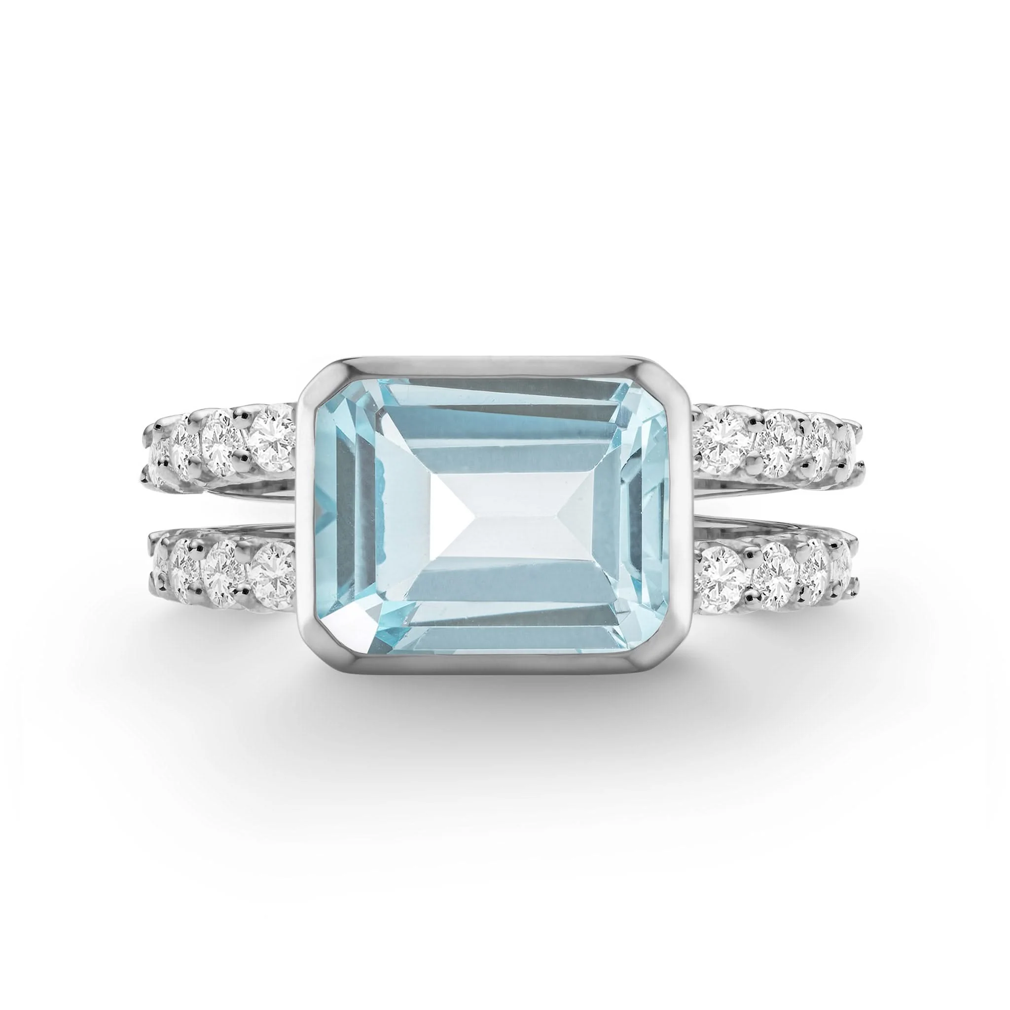 Warren Horizontal Nantucket Blue Topaz Ring with Diamonds in 14k Gold (December) - Image 7