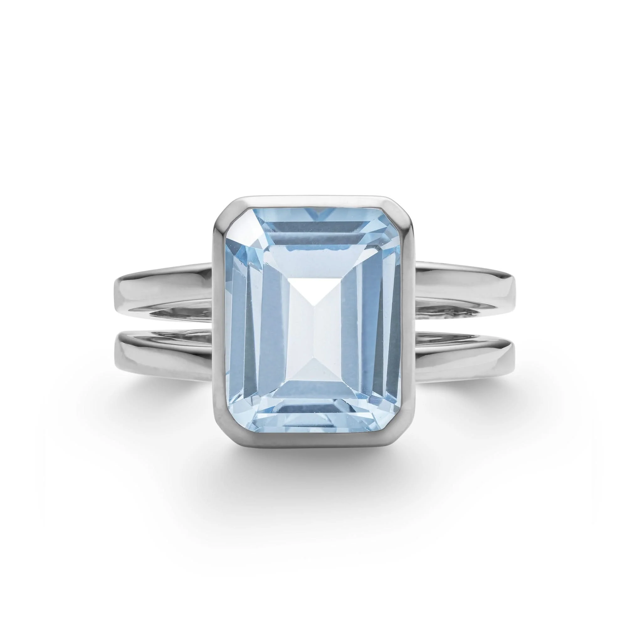 Warren Vertical Aquamarine Ring in 14k Gold (March) - Image 8