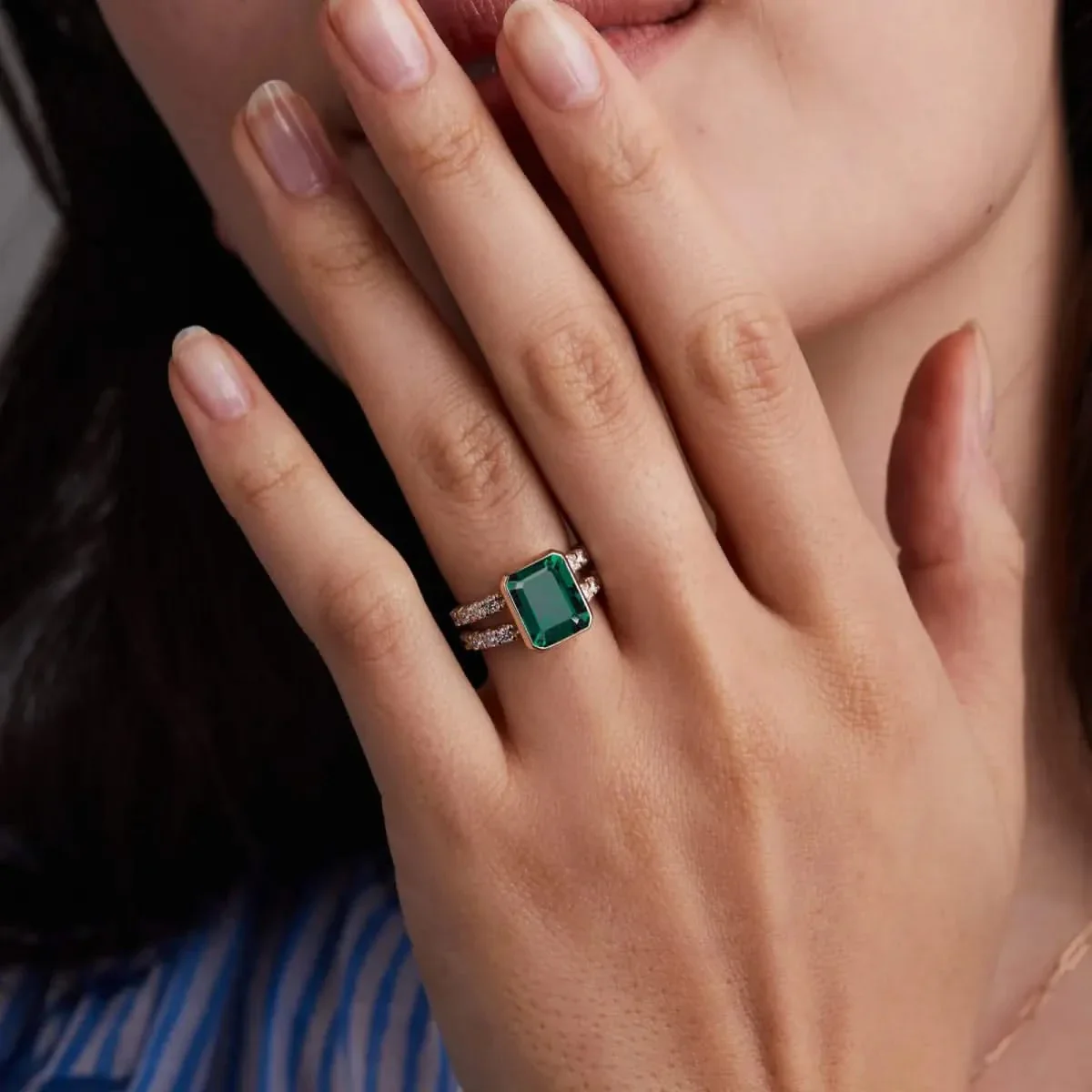 Warren Vertical Emerald Ring with Diamonds in 14k Gold (May) - Image 3