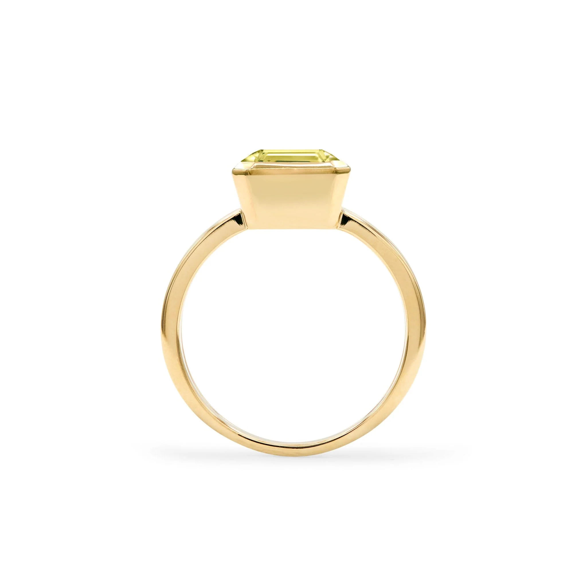 Warren Vertical Lemon Verbena Quartz Ring in 14k Gold (August) - Image 5